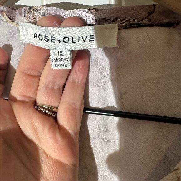 Rose + Olive Boho Floral Chiffon Blouse 1X Sheer Tie Neck Romantic Cottagecore - Picture 6 of 8
